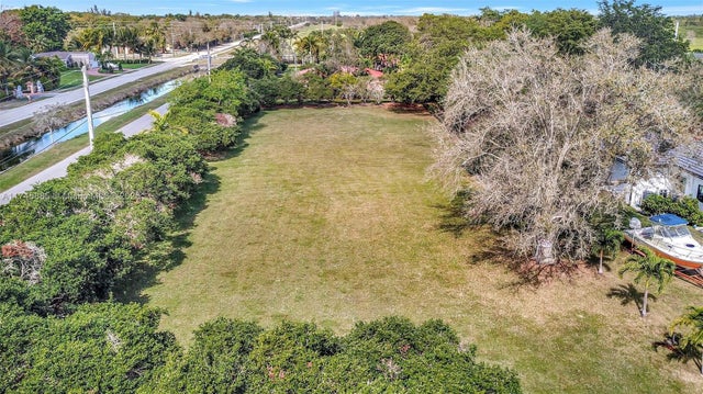 2 of 11 - 28 Sw Street, Davie, FL