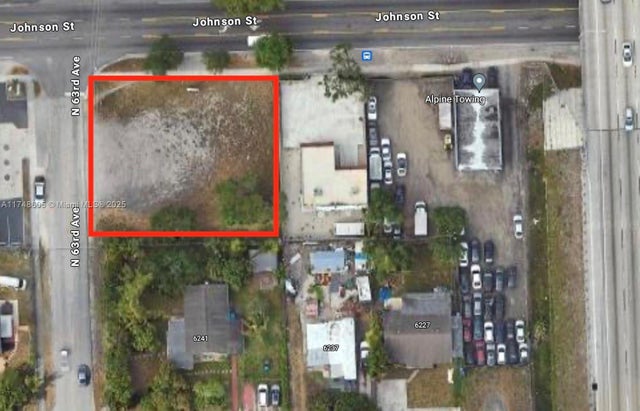 3 of 6 - 63 N Ave, Hollywood, FL