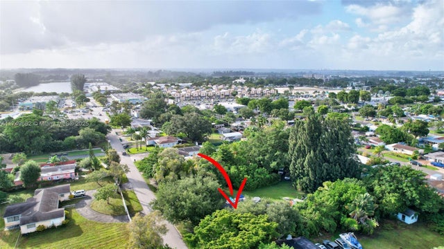 5 of 44 - 4381 Sw 51st St, Dania Beach, FL