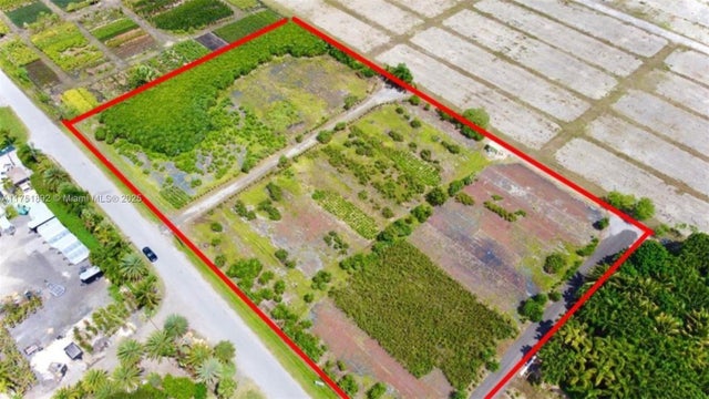 4 of 5 - 5800 Sw 210th Terr, Southwest Ranches, FL