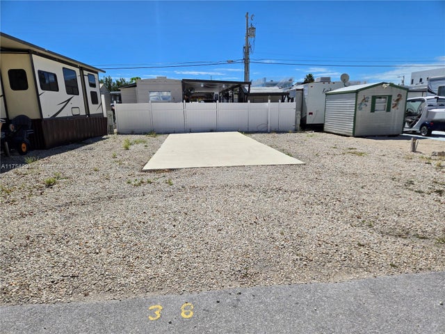 2 of 30 - 325 Calusa St #38, Key Largo, FL