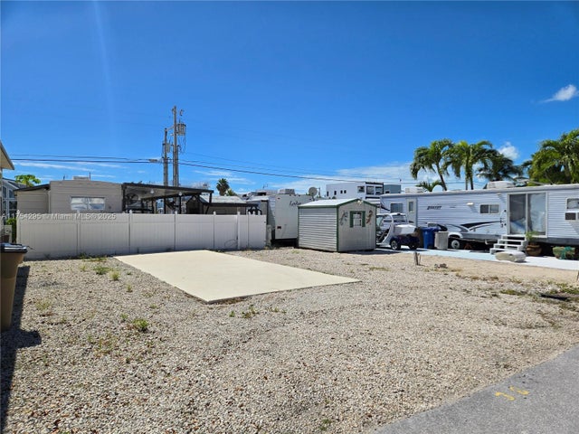 3 of 30 - 325 Calusa St #38, Key Largo, FL