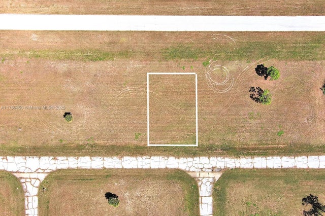 3 of 17 - 12084 Sea-robin Ln, Port Charlotte, FL