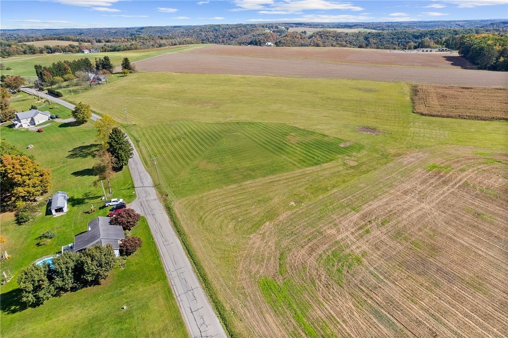 227 Whitestown Road, Lancaster