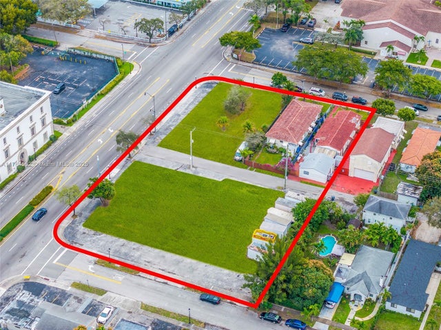 1 of 17 - 720 N Federal Hwy, Hollywood, FL