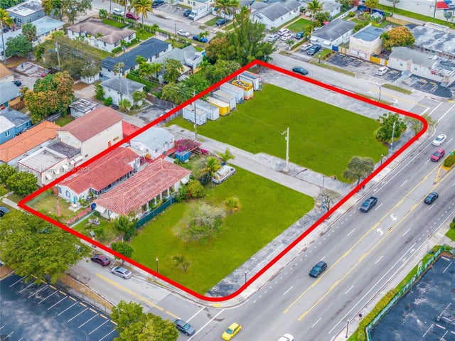 4 of 17 - 720 N Federal Hwy, Hollywood, FL