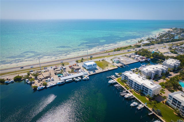 4 of 5 - 74560 Overseas Hwy, Islamorada, FL