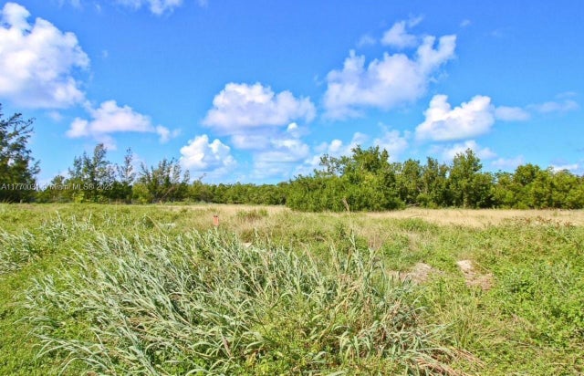 4 of 7 - 1700 Coco Plum Dr, Marathon, FL