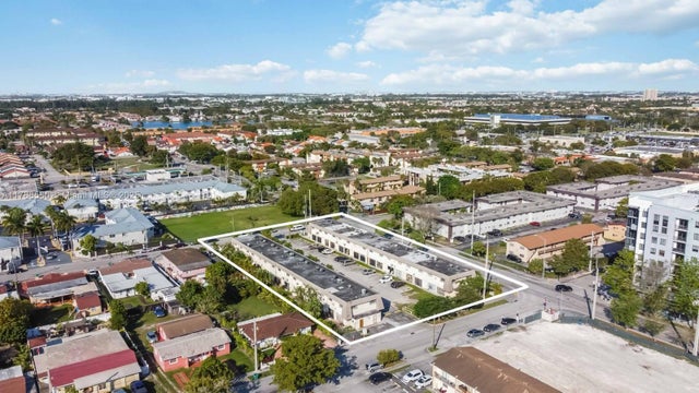 3 of 5 - 10904 Sw 2nd, Sweetwater, FL