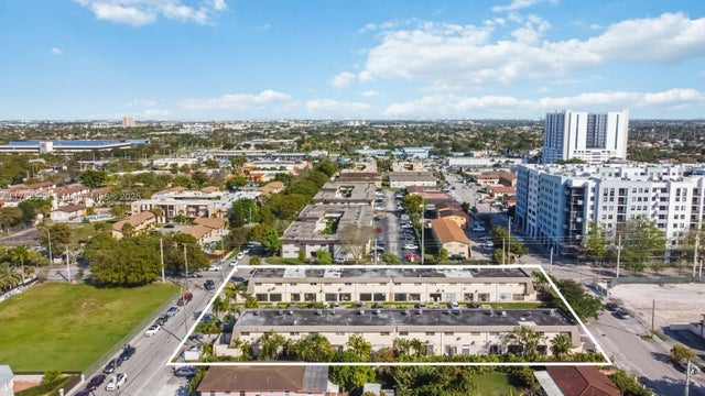 5 of 5 - 10904 Sw 2nd, Sweetwater, FL