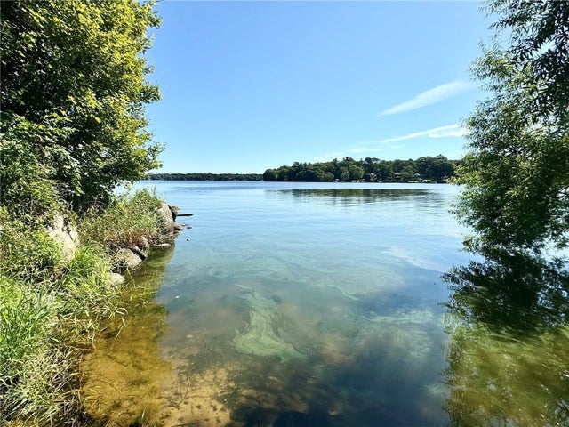 100 Cory's Ave, Tiverton