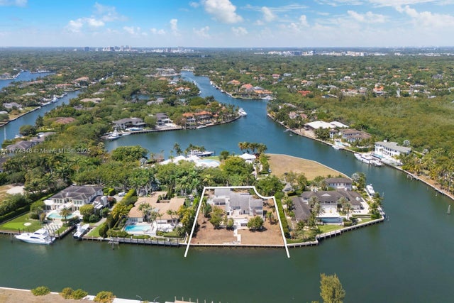 2 of 13 - 30 Leucadendra Dr, Coral Gables, FL