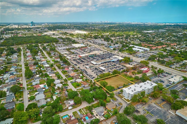 4 of 4 - N 61 Avenue, Hollywood, FL