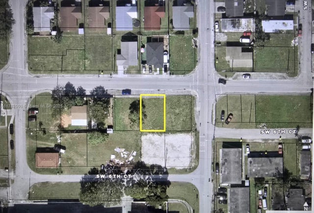 1 of 4 - 408 Sw 6th St, Homestead, FL