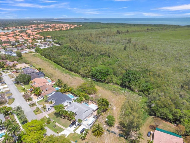 2 of 30 - 7830 Sw 199th Ter, Cutler Bay, FL