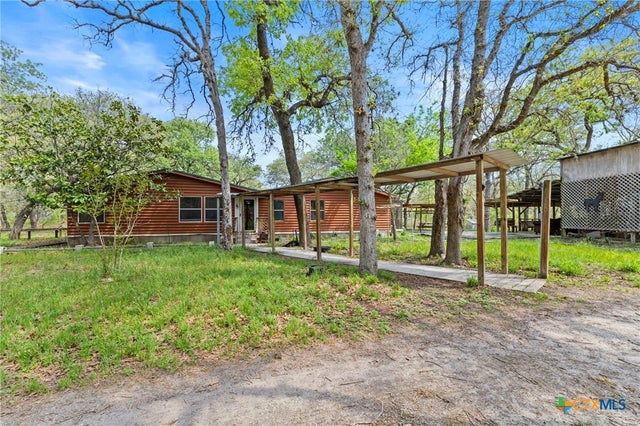 1189 Vivroux Ranch Road, Seguin