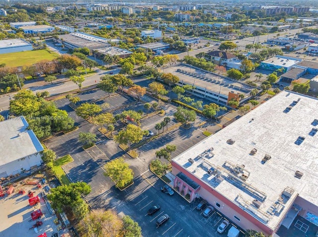 2 of 4 - 1100 W Mcnab Rd, Fort Lauderdale, FL