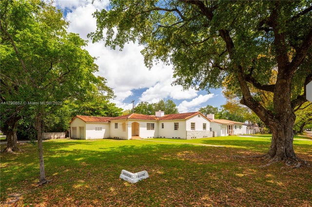 3 of 14 - 747-1 Palermo Ave, Coral Gables, FL