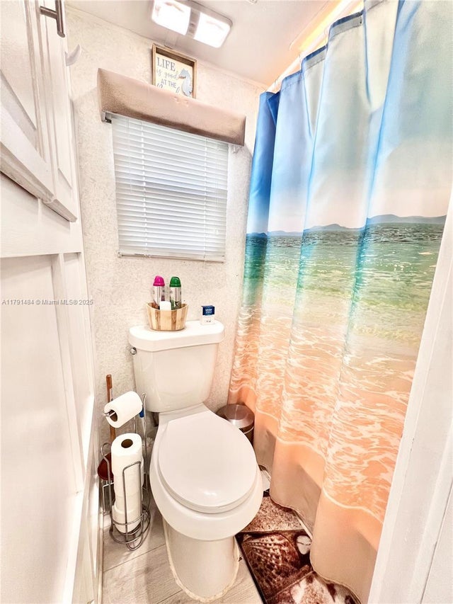 5 of 21 - 325 Calusa St #5, Key Largo, FL