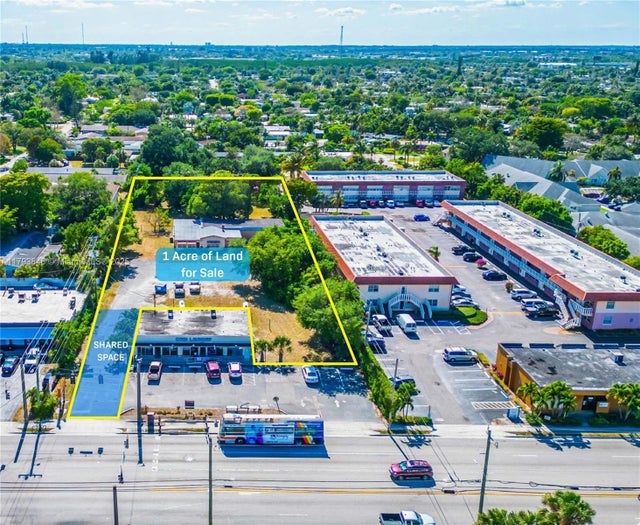 1 of 7 - 2605 N Andrews Ave, Wilton Manors, FL