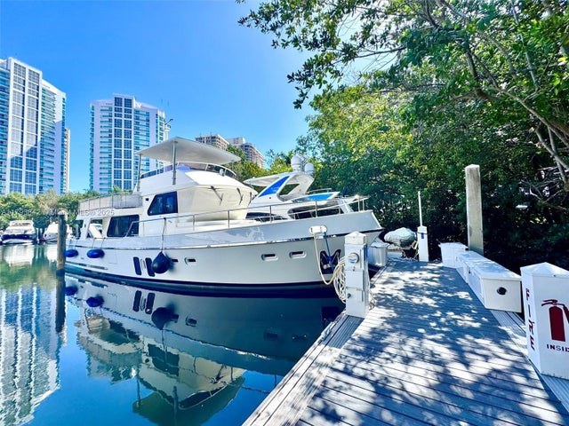 4 of 16 - 3575 Mystic Pointe Dr. Slip 99, Aventura, FL