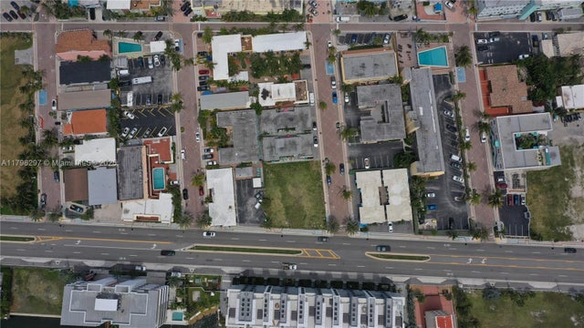 2 of 12 - 2801 N Ocean Dr, Hollywood, FL