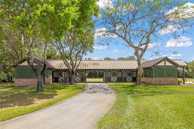 5 of 10 - 8700 Surrey Ln, Boca Raton, FL