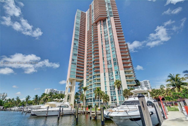 1 of 35 - 3370 Hidden Bay Dr, Aventura, FL