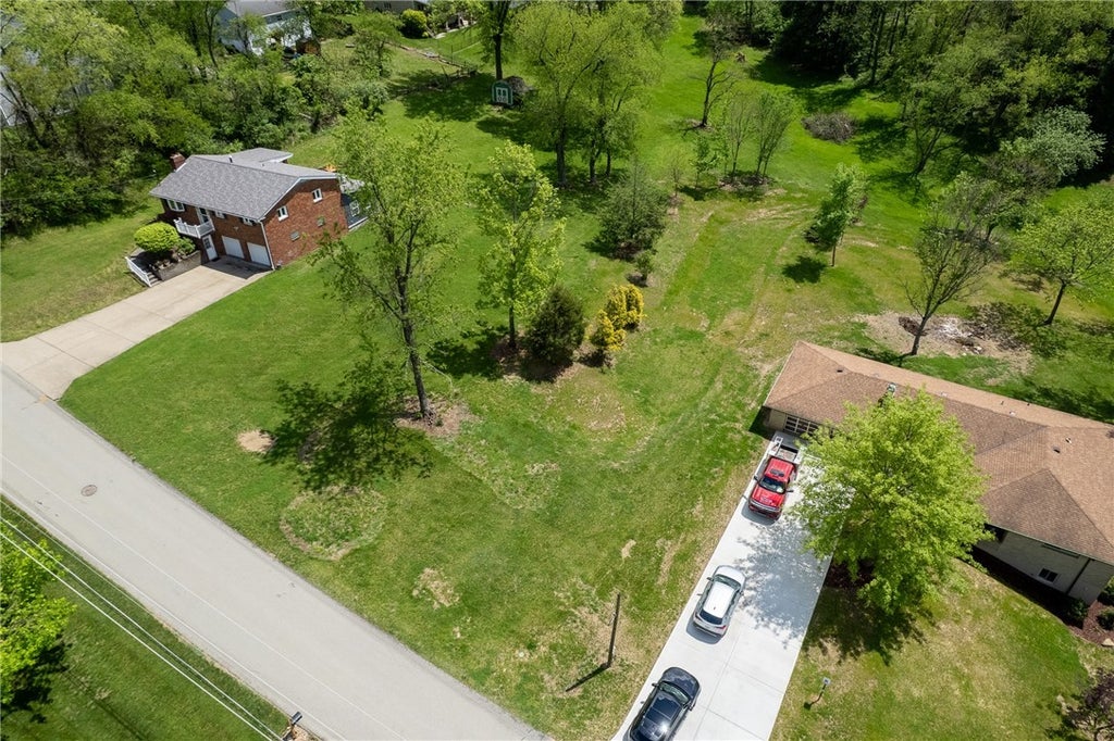 109 Valley View Drive, Peters