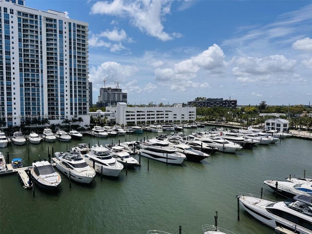 5 of 9 - 17211 Biscayne Blvd #013, Miami, FL
