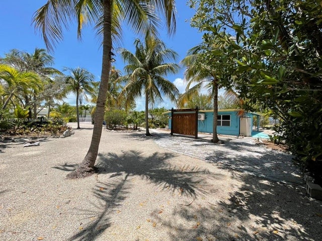 4 of 19 - 140 Gardenia St, Plantation Key, FL