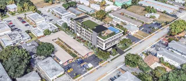 5 of 21 - 2455 Polk St, Hollywood, FL