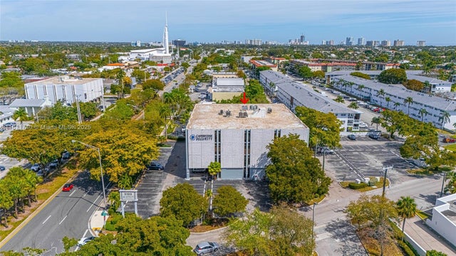 3 of 67 - 5100 N Federal Hwy, Fort Lauderdale, FL