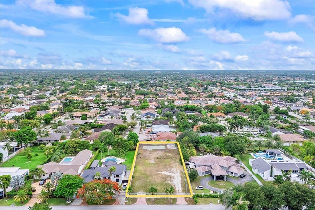 1 of 20 - 14020 Sw 34th St, Miami, FL