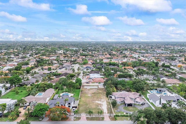 2 of 20 - 14020 Sw 34th St, Miami, FL
