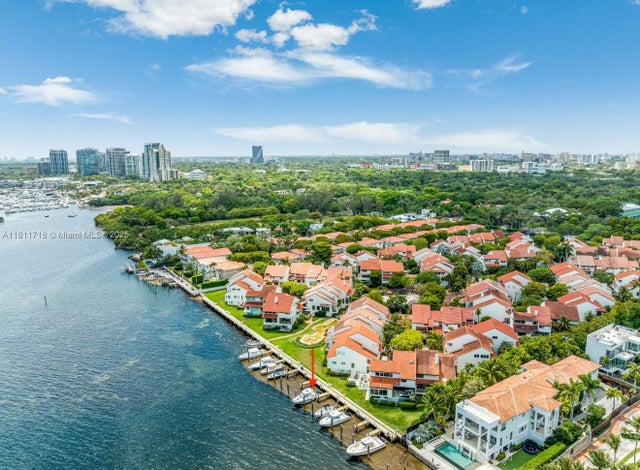 2 of 2 - 2000 S Bayshore Dr, Miami, FL