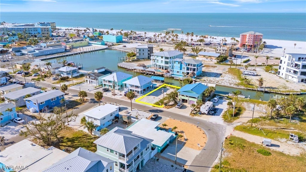 850 3rd St, FORT MYERS BEACH