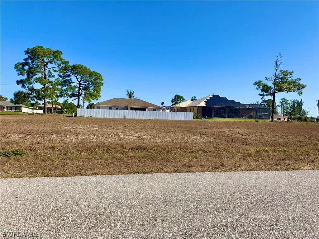 2307 Nw 25th Ln, CAPE CORAL