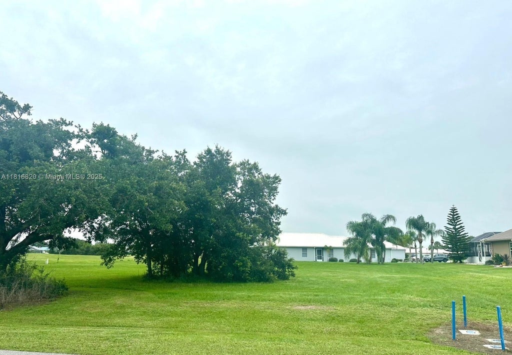 749 Duane Palmer Blvd, Sebring