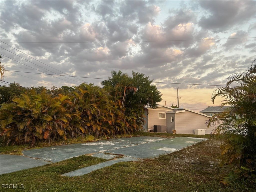 20511 Basin Dr, ESTERO