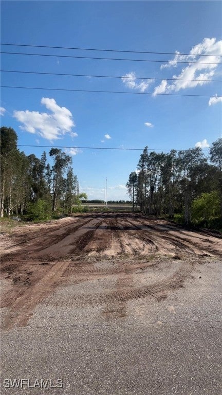 3128 Meadow Rd, Lehigh Acres