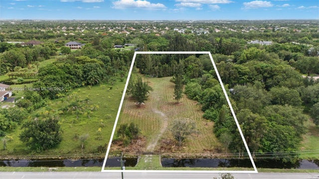 1 of 9 - 14020 Mustang Trl, Southwest Ranches, FL
