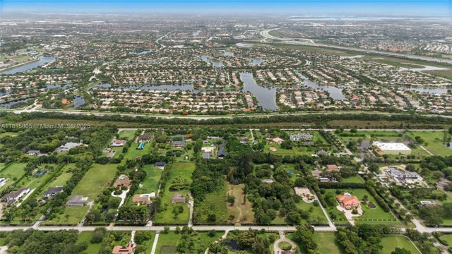 4 of 9 - 14020 Mustang Trl, Southwest Ranches, FL