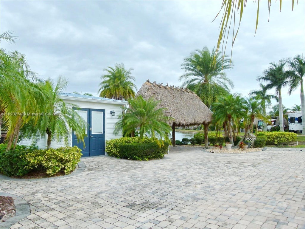 638 Sw 40th Cove #42, Okeechobee