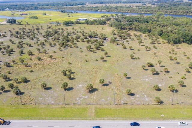 5 of 23 - 23631 Palm Beach Blvd, Other City - In The State Of Florida, FL
