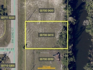 27 Sw 22nd Ct, CAPE CORAL
