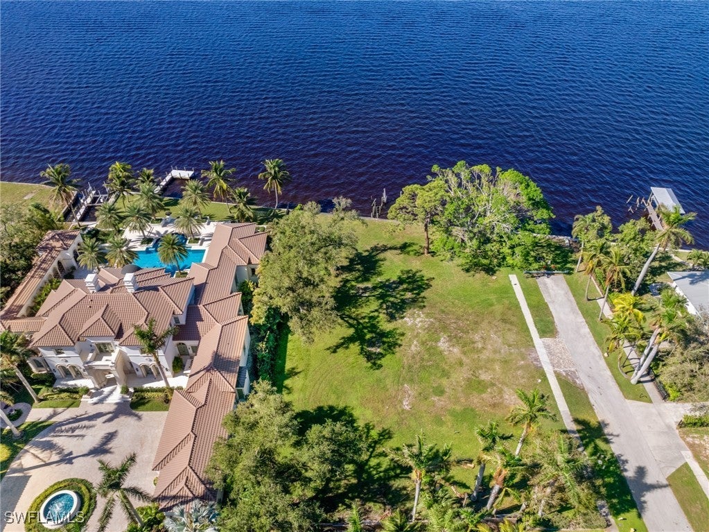 1212 Coconut Dr, Fort Myers