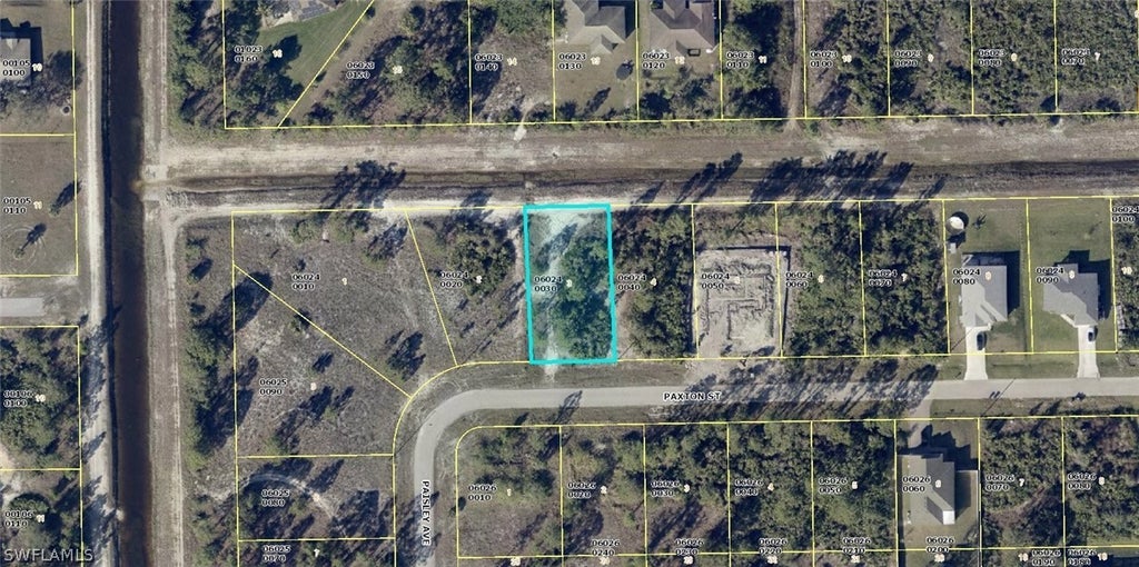 105 Paxton St, LEHIGH ACRES