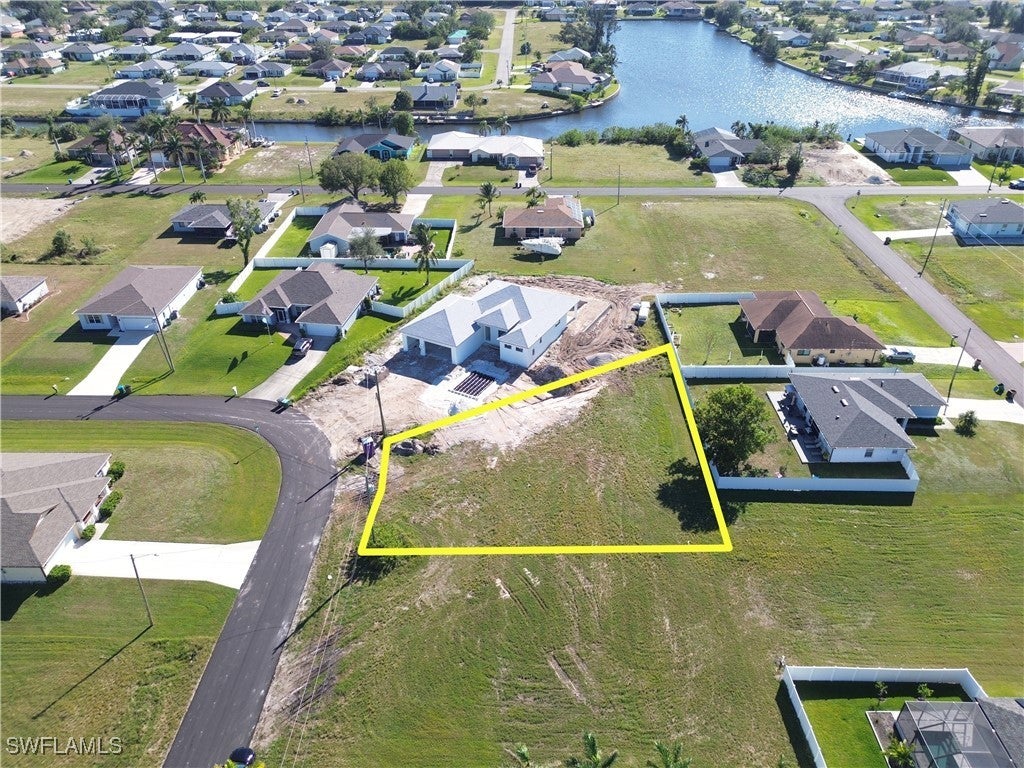 36 Sw 21st Ave, CAPE CORAL