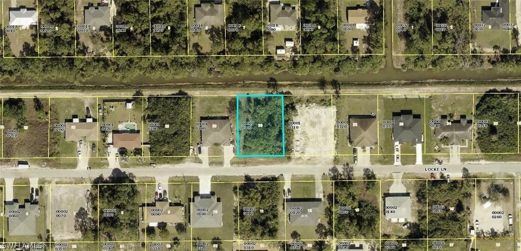 5040/5042 Locke Ln, LEHIGH ACRES